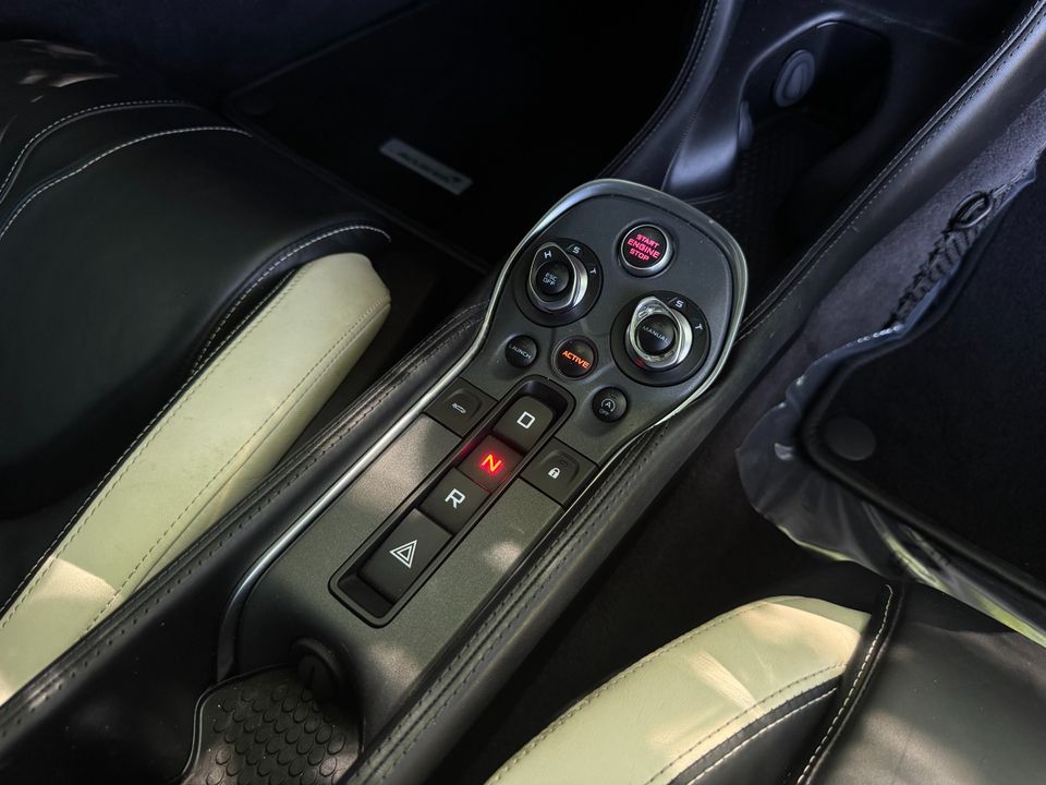 2017 McLaren 570S