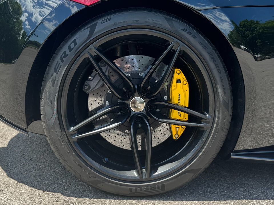 2017 McLaren 570S