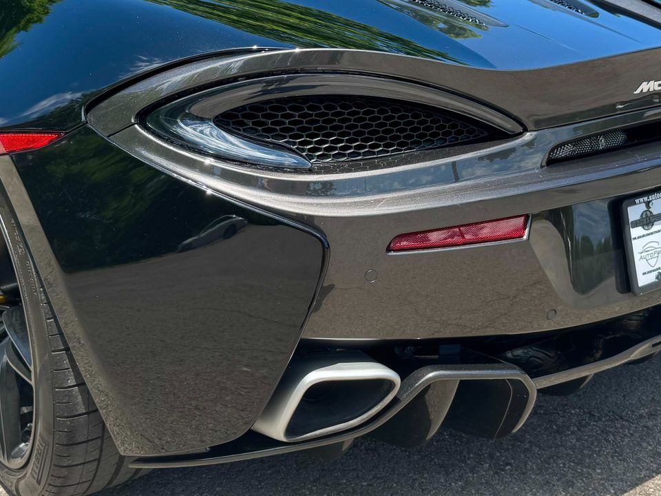 2017 McLaren 570S