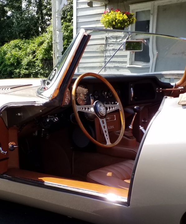 1967 JAGUAR XK E TYPE
