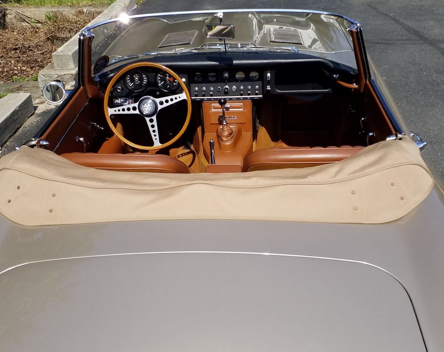 1967 JAGUAR XK E TYPE