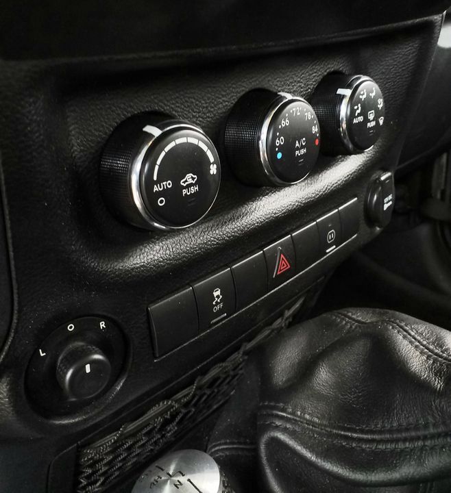 2011 JEEP WRANGLER RUBICON