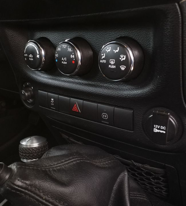 2011 JEEP WRANGLER RUBICON