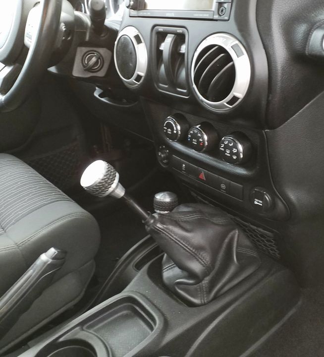 2011 JEEP WRANGLER RUBICON