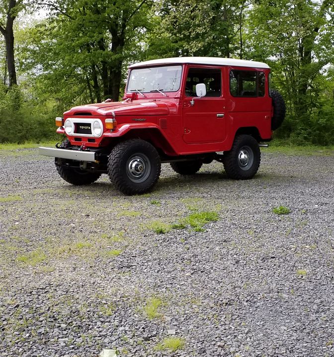 1977 TOYOTA FJ 40