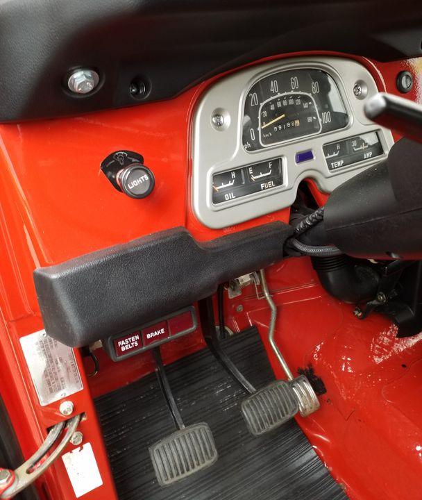 1977 TOYOTA FJ 40