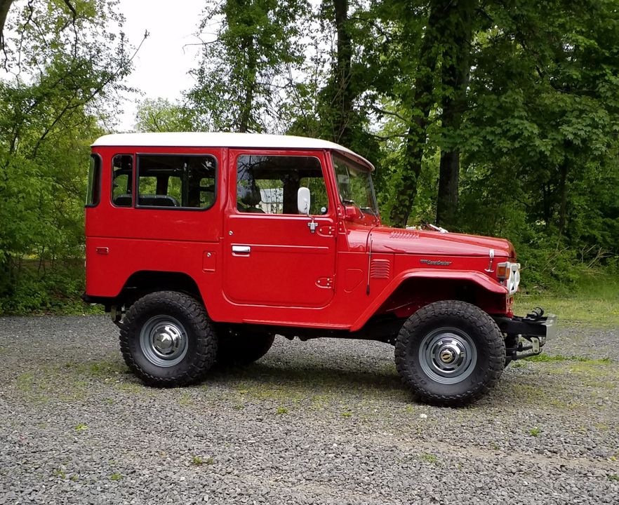 1977 TOYOTA FJ 40