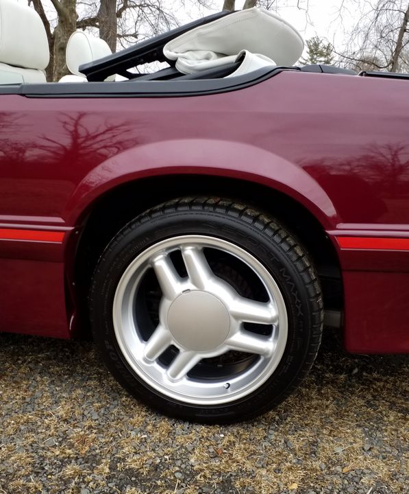 1988 FORD MUSTANG  GT