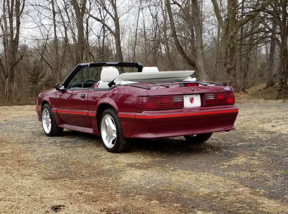 1988 FORD MUSTANG  GT