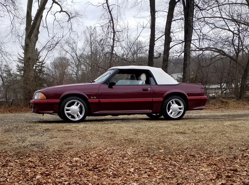 1988 FORD MUSTANG  GT