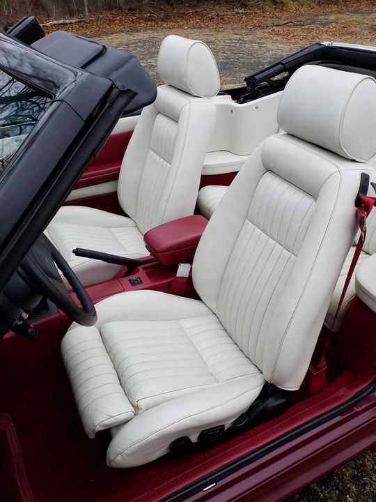 1988 FORD MUSTANG  GT