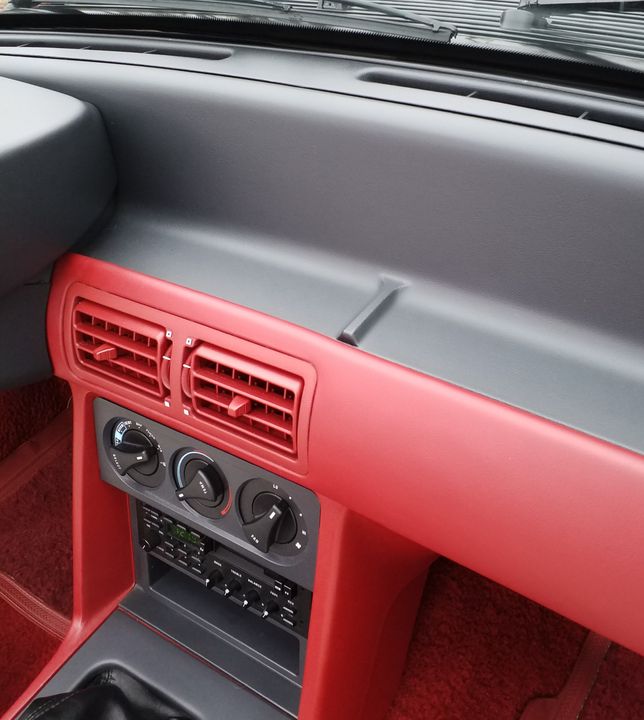 1988 FORD MUSTANG  GT