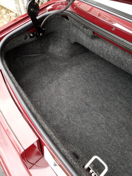 1988 FORD MUSTANG  GT