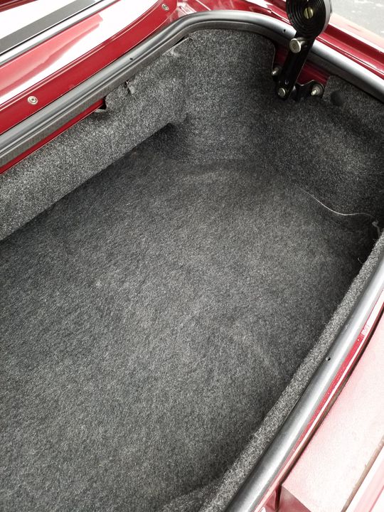 1988 FORD MUSTANG  GT