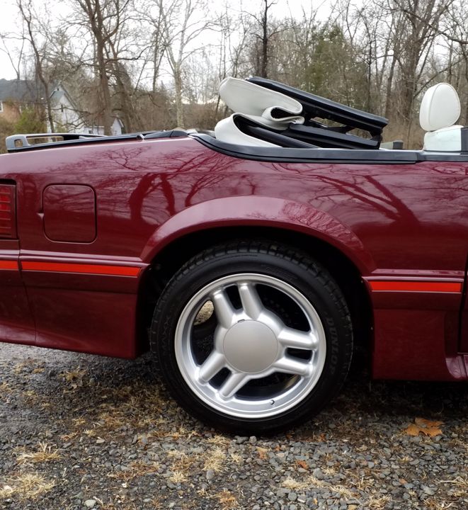 1988 FORD MUSTANG  GT