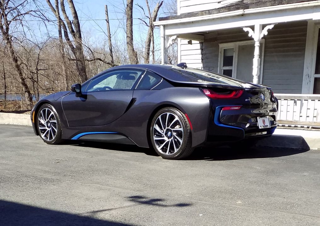 2015 BMW i 8