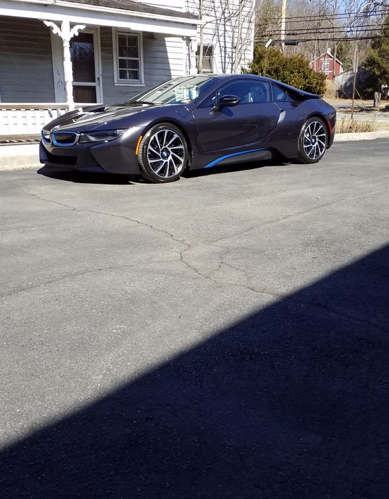 2015 BMW i 8