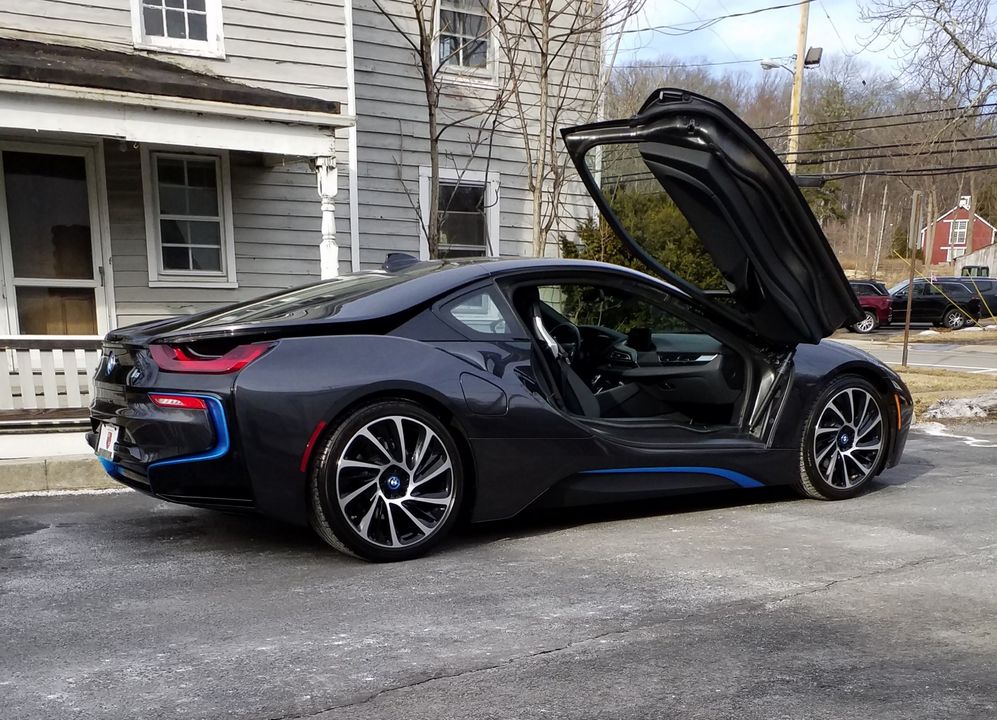 2015 BMW i 8
