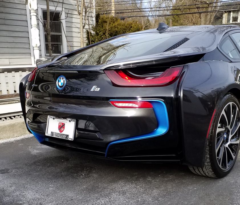 2015 BMW i 8