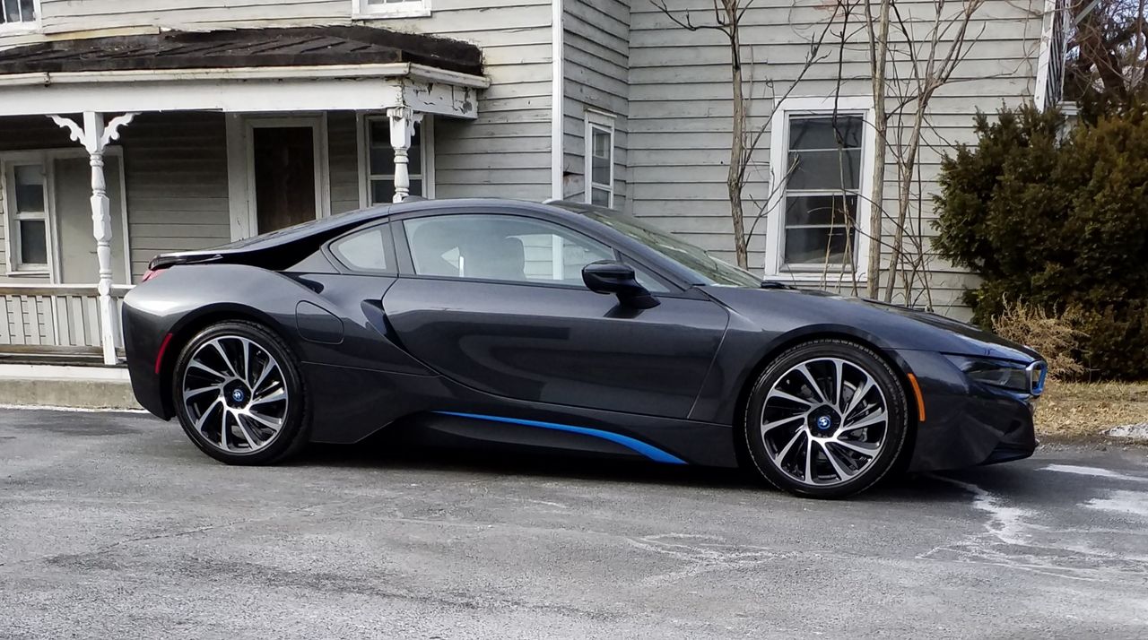 2015 BMW i 8