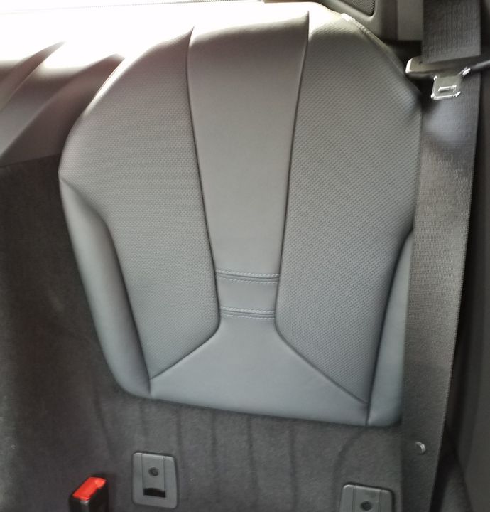 2015 BMW i 8
