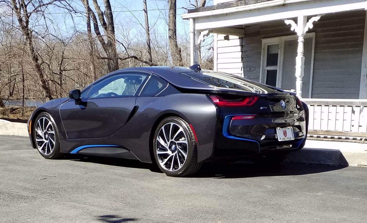 2015 BMW i 8