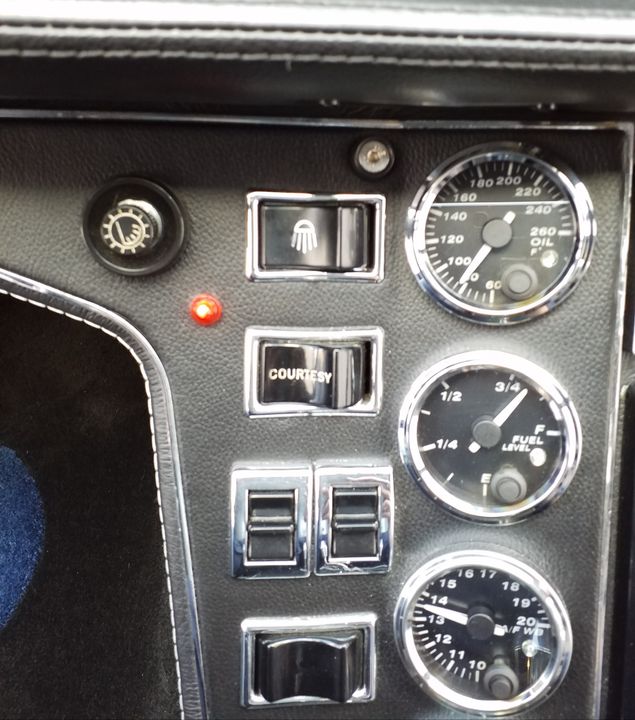 1974 De TOMASO PANTERA - CUSTOM