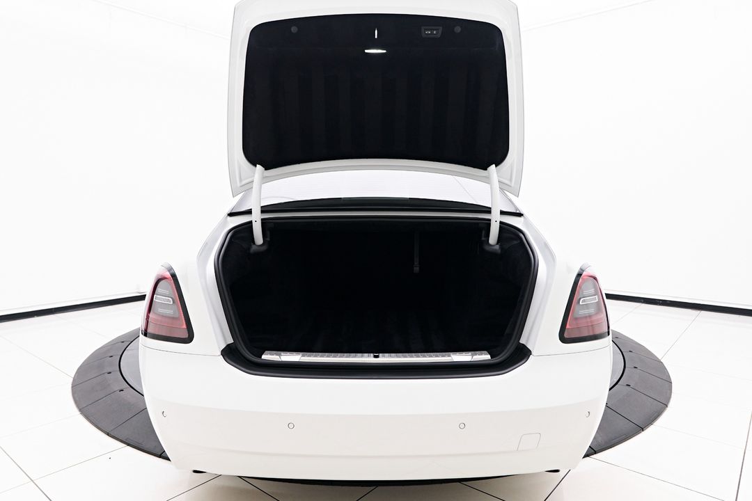 2024 Rolls-Royce Ghost