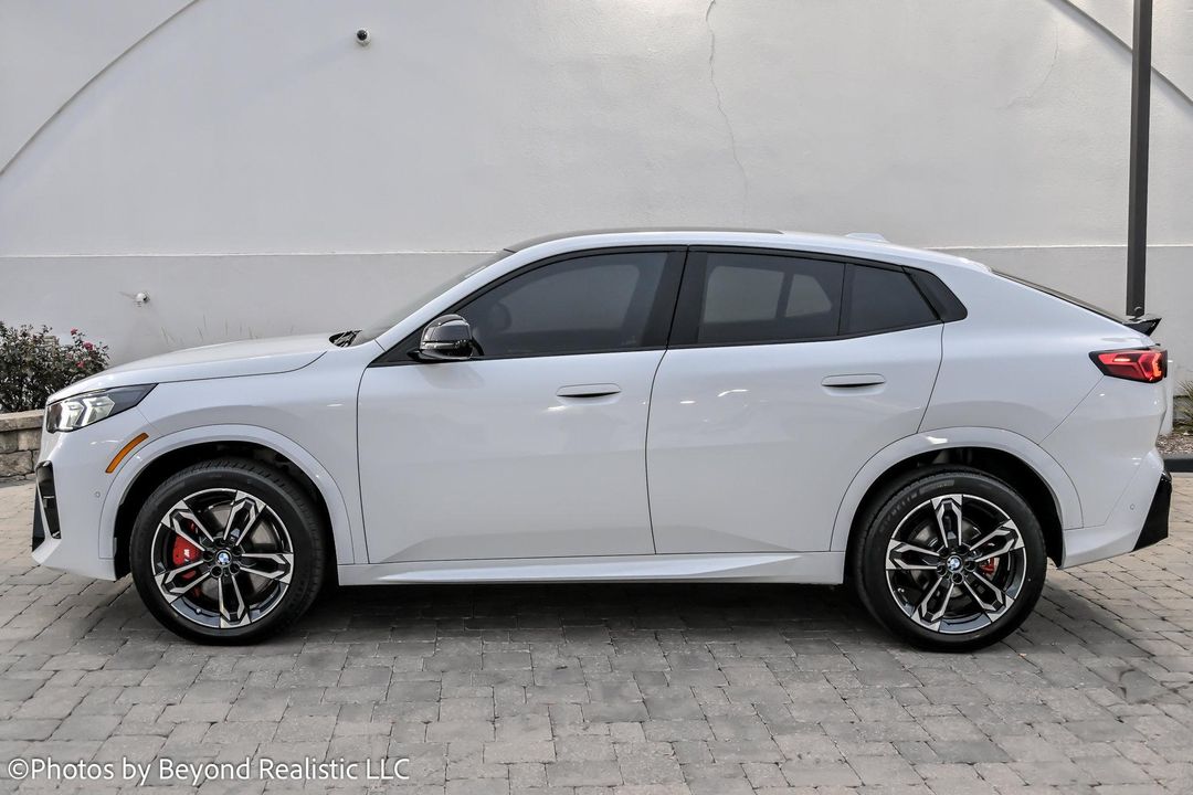 2025 BMW X2