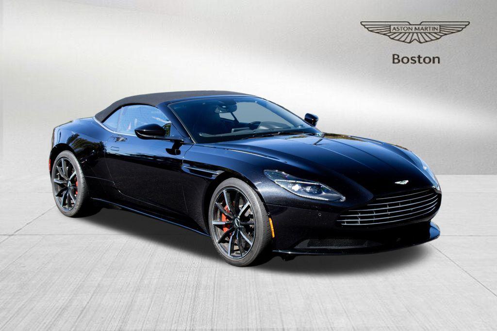 2022 Aston Martin DB11