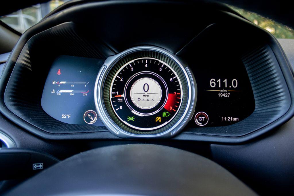 2022 Aston Martin DB11