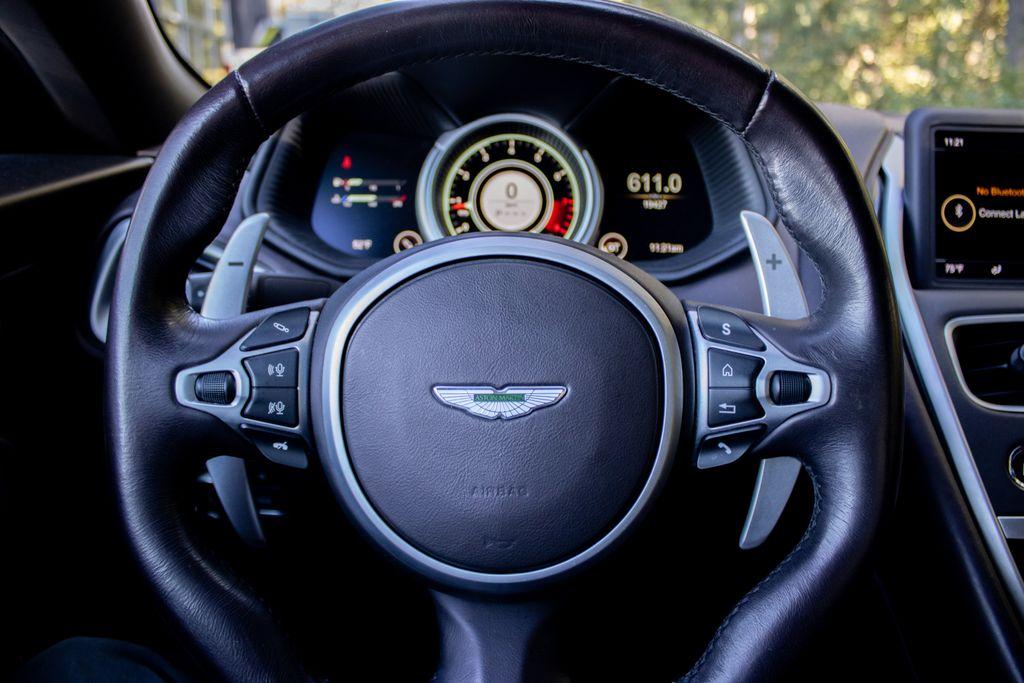 2022 Aston Martin DB11