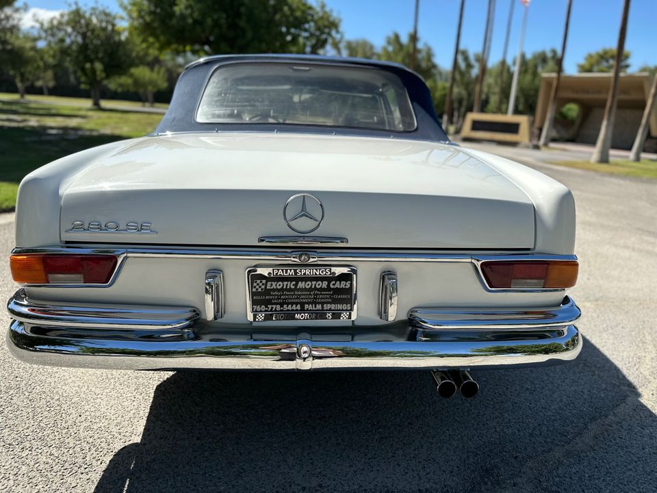 1970 Mercedes Benz 280SE