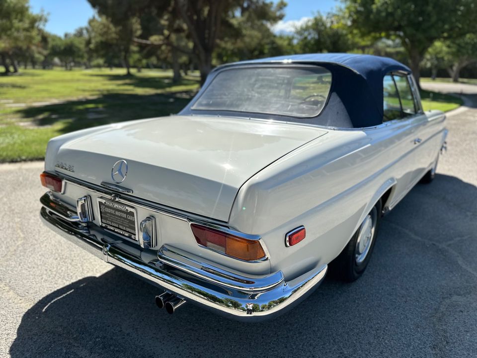 1970 Mercedes Benz 280SE