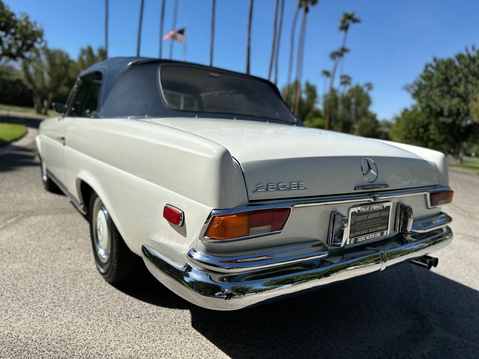 1970 Mercedes Benz 280SE