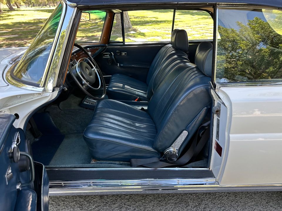 1970 Mercedes Benz 280SE
