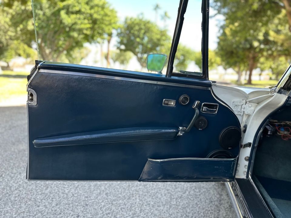 1970 Mercedes Benz 280SE
