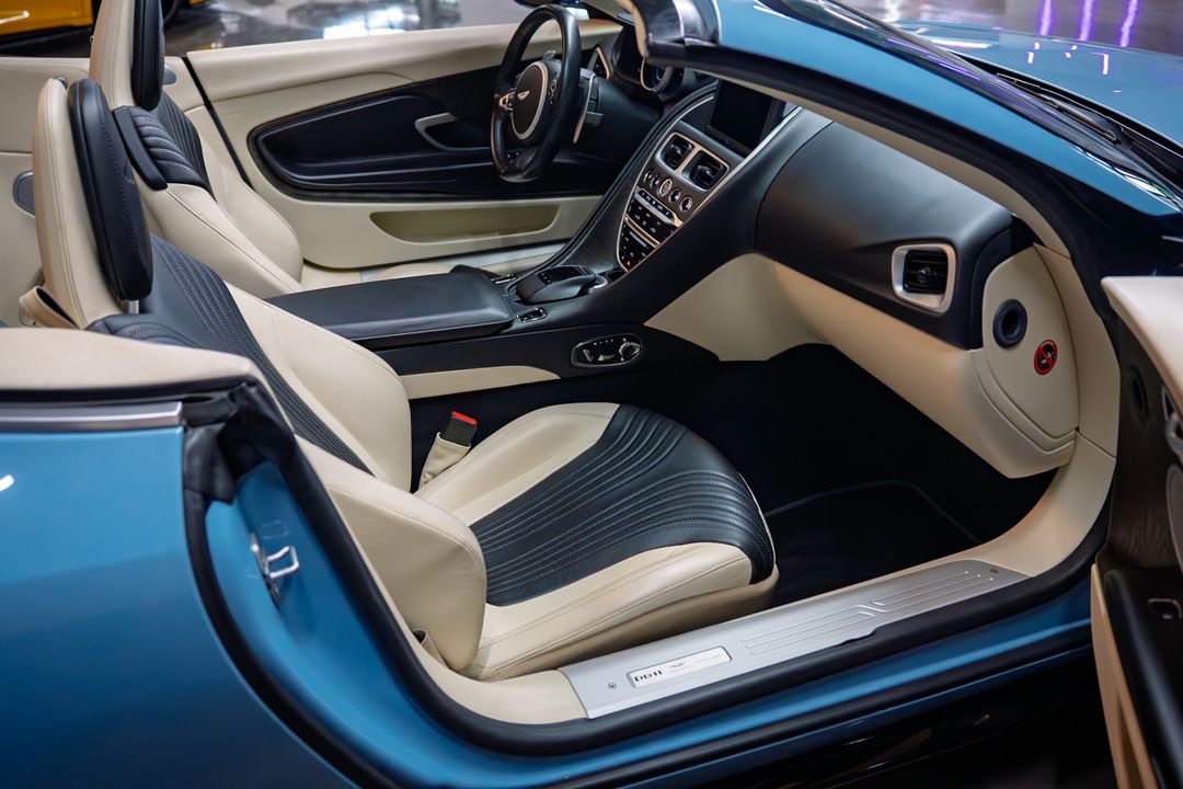 2019 Aston Martin DB11 Volante