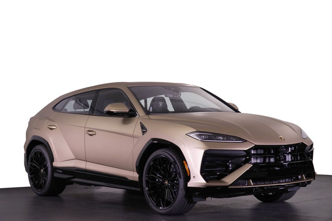 2025 Lamborghini Urus SE