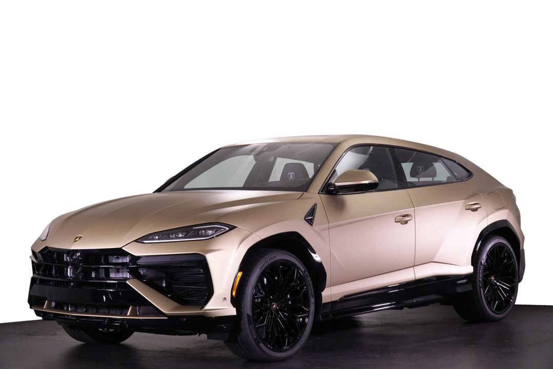 2025 Lamborghini Urus SE
