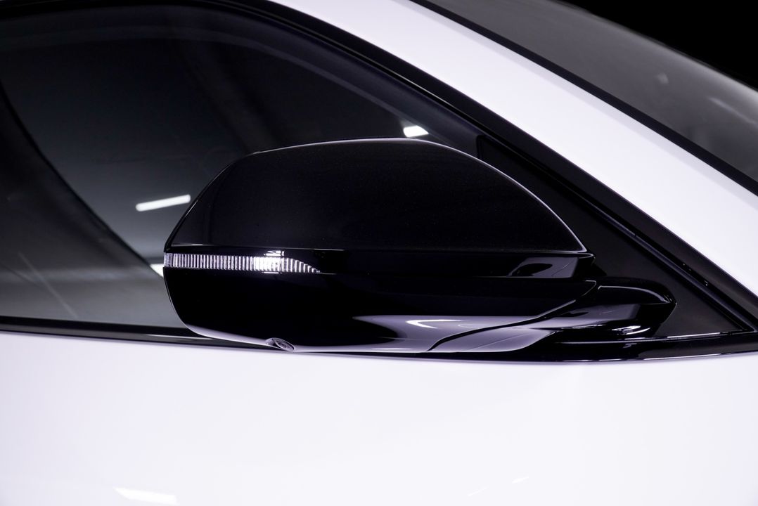 2025 Lamborghini Urus SE