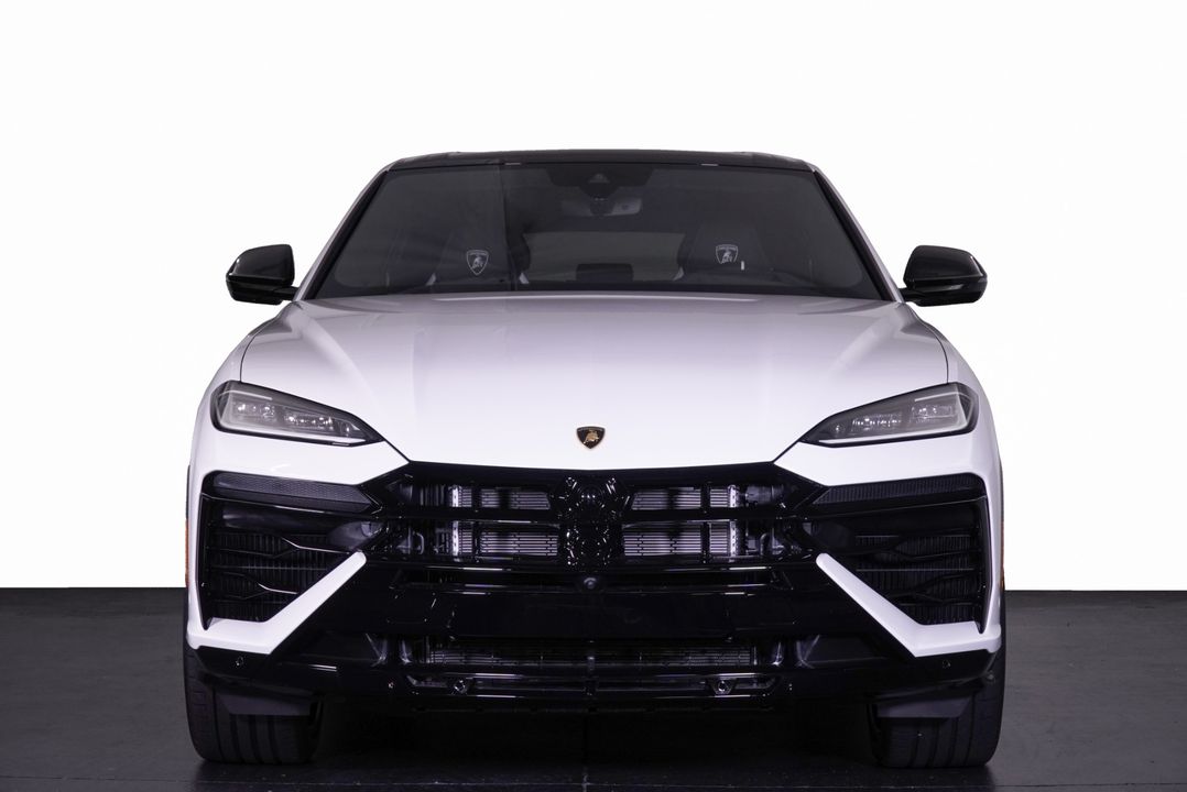 2025 Lamborghini Urus SE