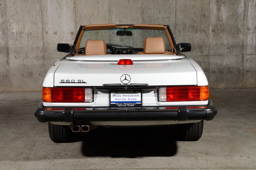 1987 Mercedes-Benz 560-Class
