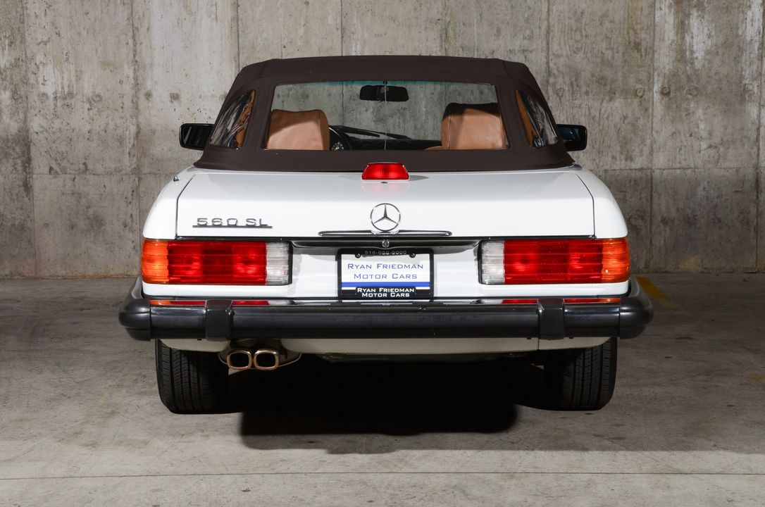 1987 Mercedes-Benz 560-Class