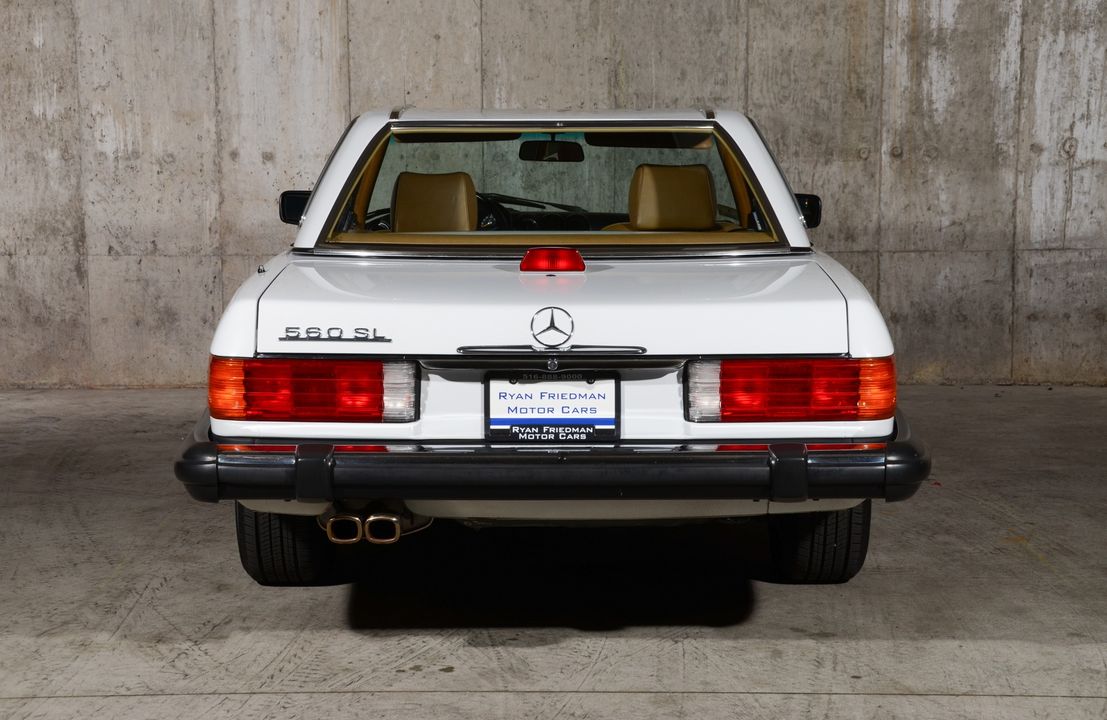 1987 Mercedes-Benz 560-Class