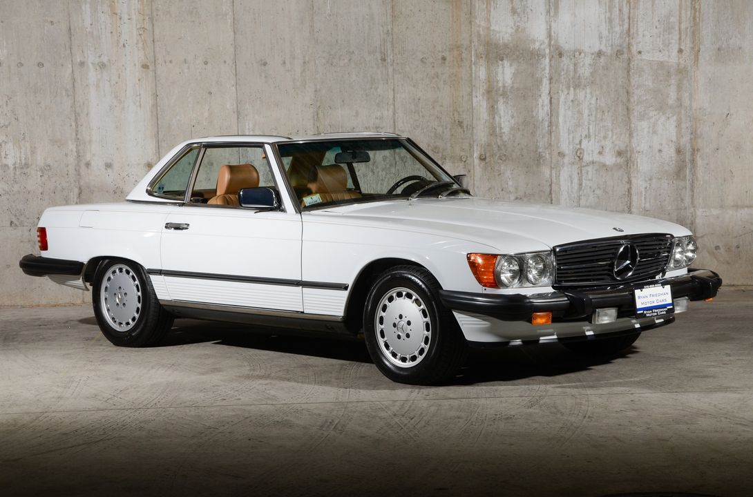 1987 Mercedes-Benz 560-Class