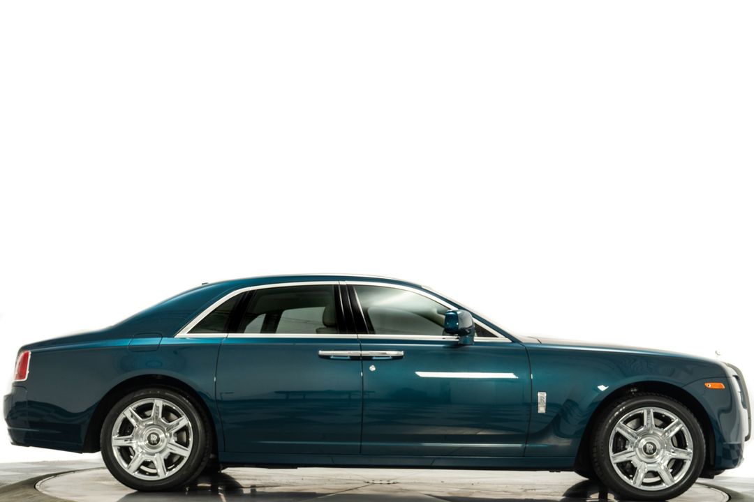 2010 Rolls-Royce Ghost