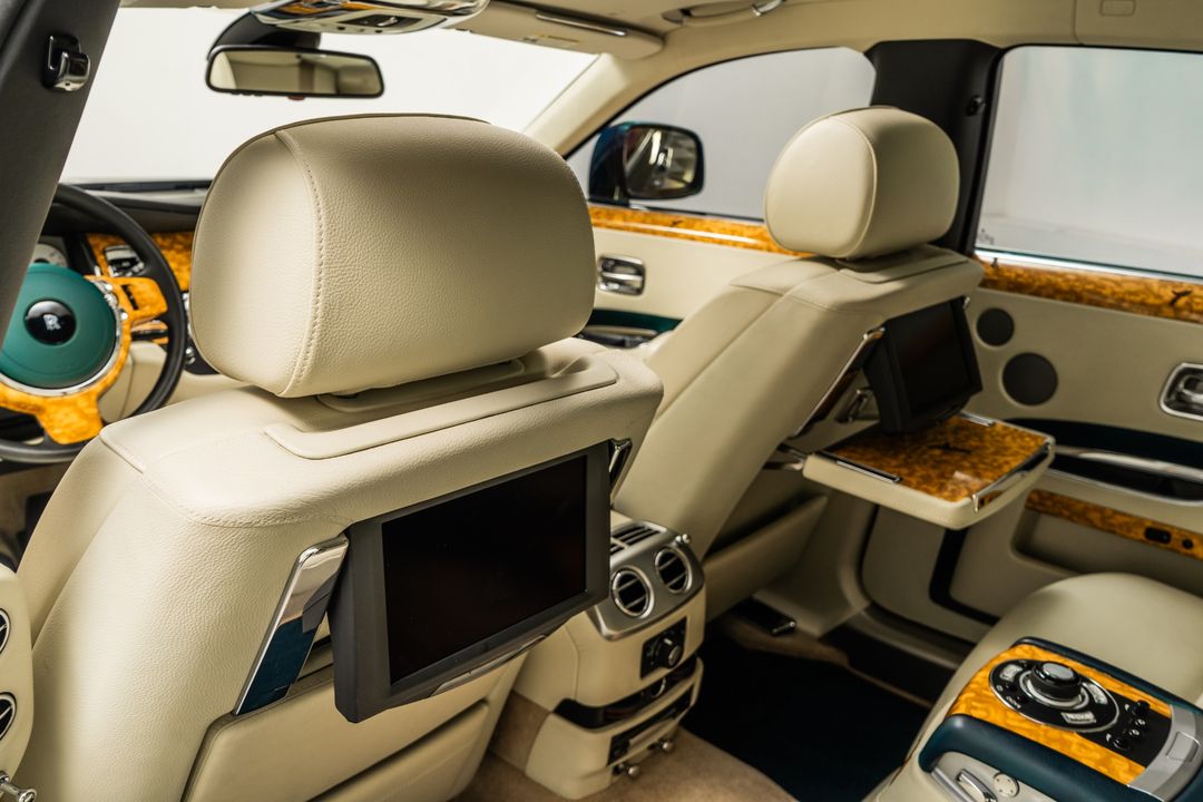 2010 Rolls-Royce Ghost