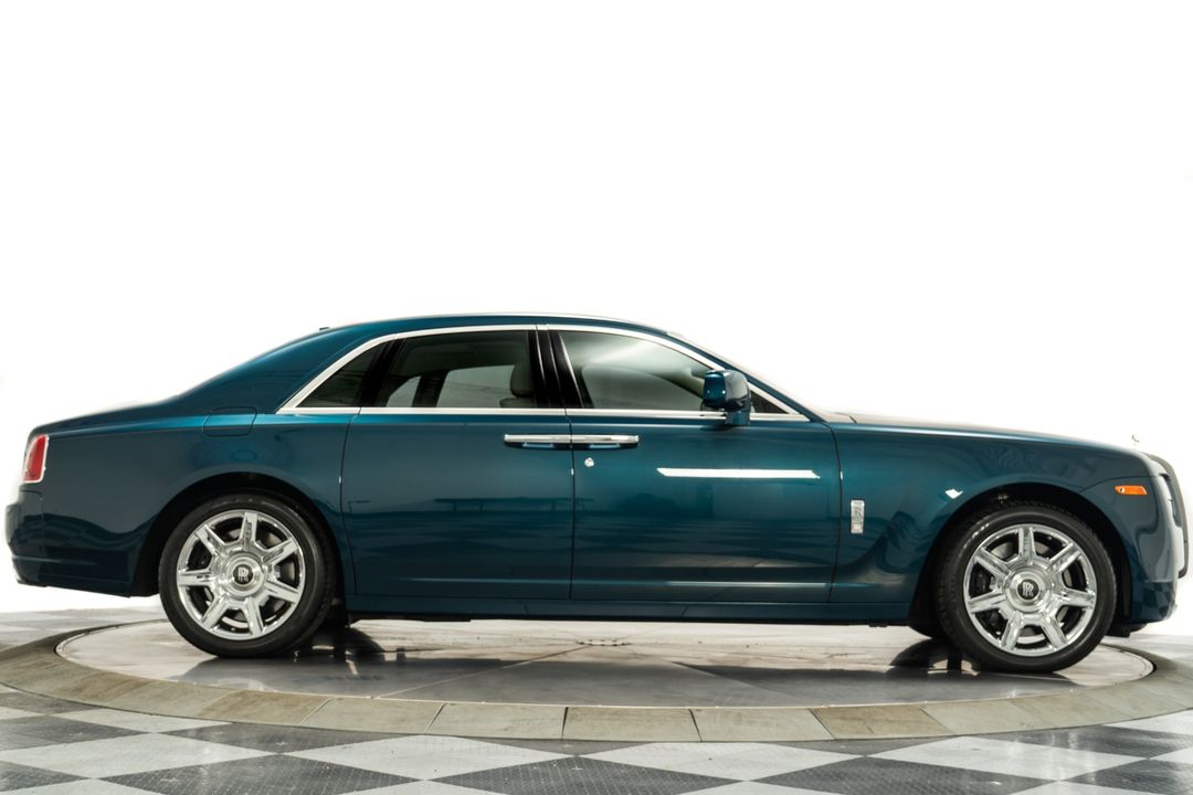 2010 Rolls-Royce Ghost