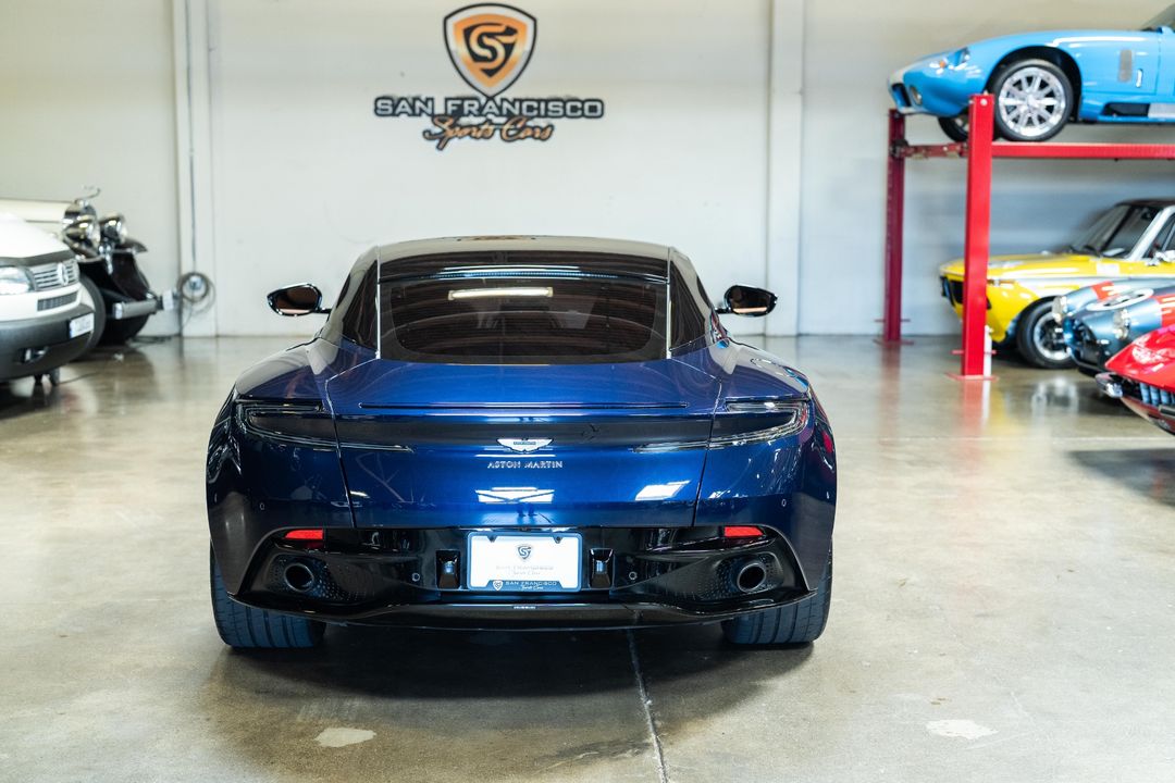 2019 Aston Martin DB11